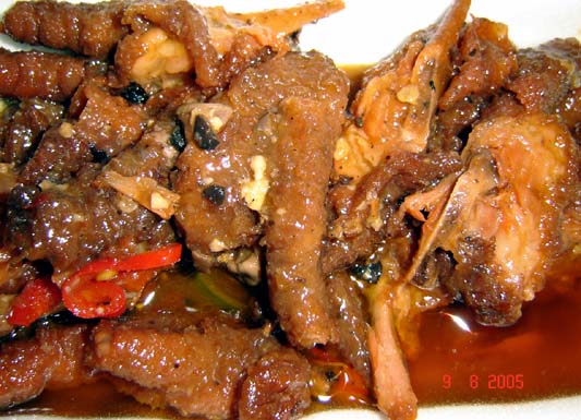 http://www.thaithavorn.com/uploadfile/2014/0711/20140711044903490.jpg