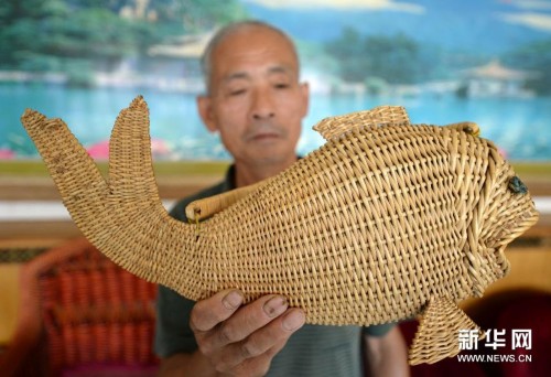 http://www.thaithavorn.com/uploadfile/2014/0714/20140714024441485.jpg