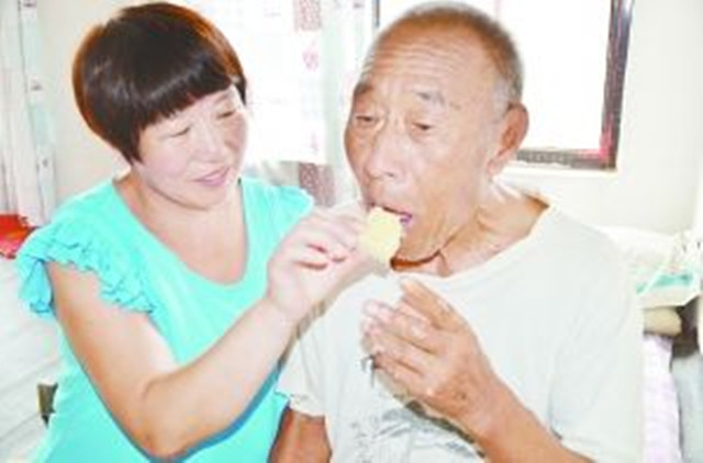 http://www.thaithavorn.com/uploadfile/2014/0731/20140731044857915.jpg
