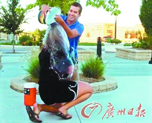 http://www.thaithavorn.com/uploadfile/2014/0822/20140822105915789.jpg