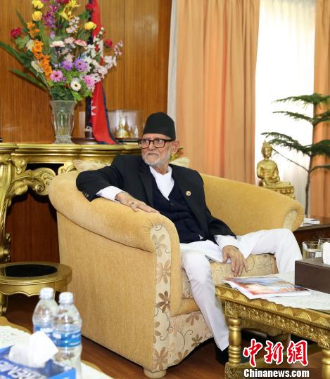 http://www.thaithavorn.com/uploadfile/2014/0827/20140827025052913.jpg