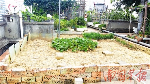 http://www.thaithavorn.com/uploadfile/2014/0901/20140901100254696.jpg