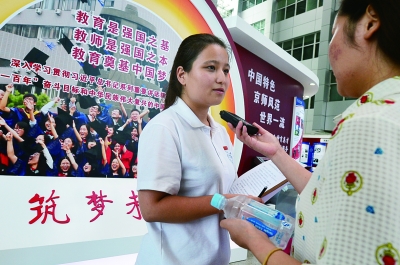 http://www.thaithavorn.com/uploadfile/2014/0910/20140910024804706.jpg