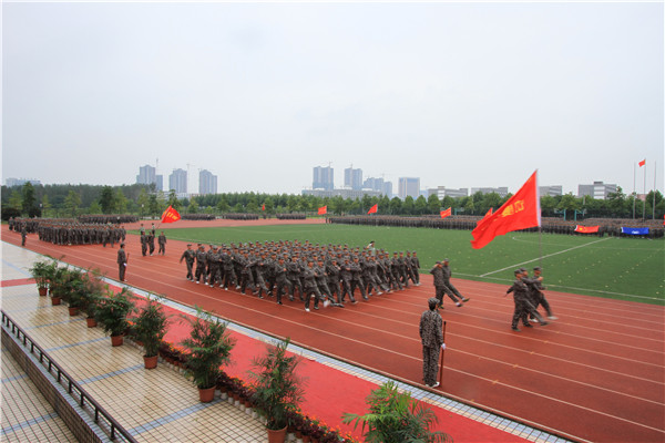http://www.thaithavorn.com/uploadfile/2014/0922/20140922040832686.jpg