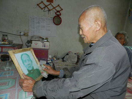 http://www.thaithavorn.com/uploadfile/2014/1015/20141015044850107.jpg