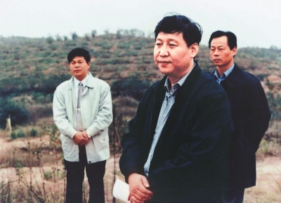 http://www.thaithavorn.com/uploadfile/2014/1031/20141031102740414.jpg