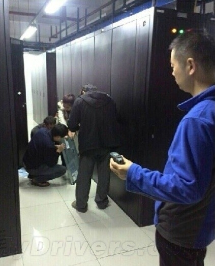 http://www.thaithavorn.com/uploadfile/2014/1124/20141124024748114.jpg