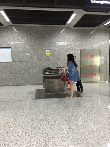 http://www.thaithavorn.com/uploadfile/2015/0506/20150506031324303.jpg