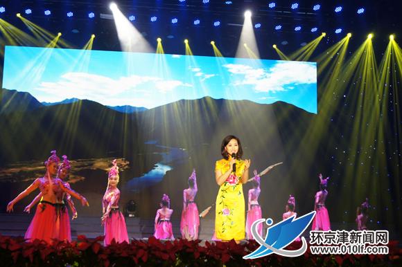 http://www.thaithavorn.com/uploadfile/2015/0829/20150829103036577.jpg