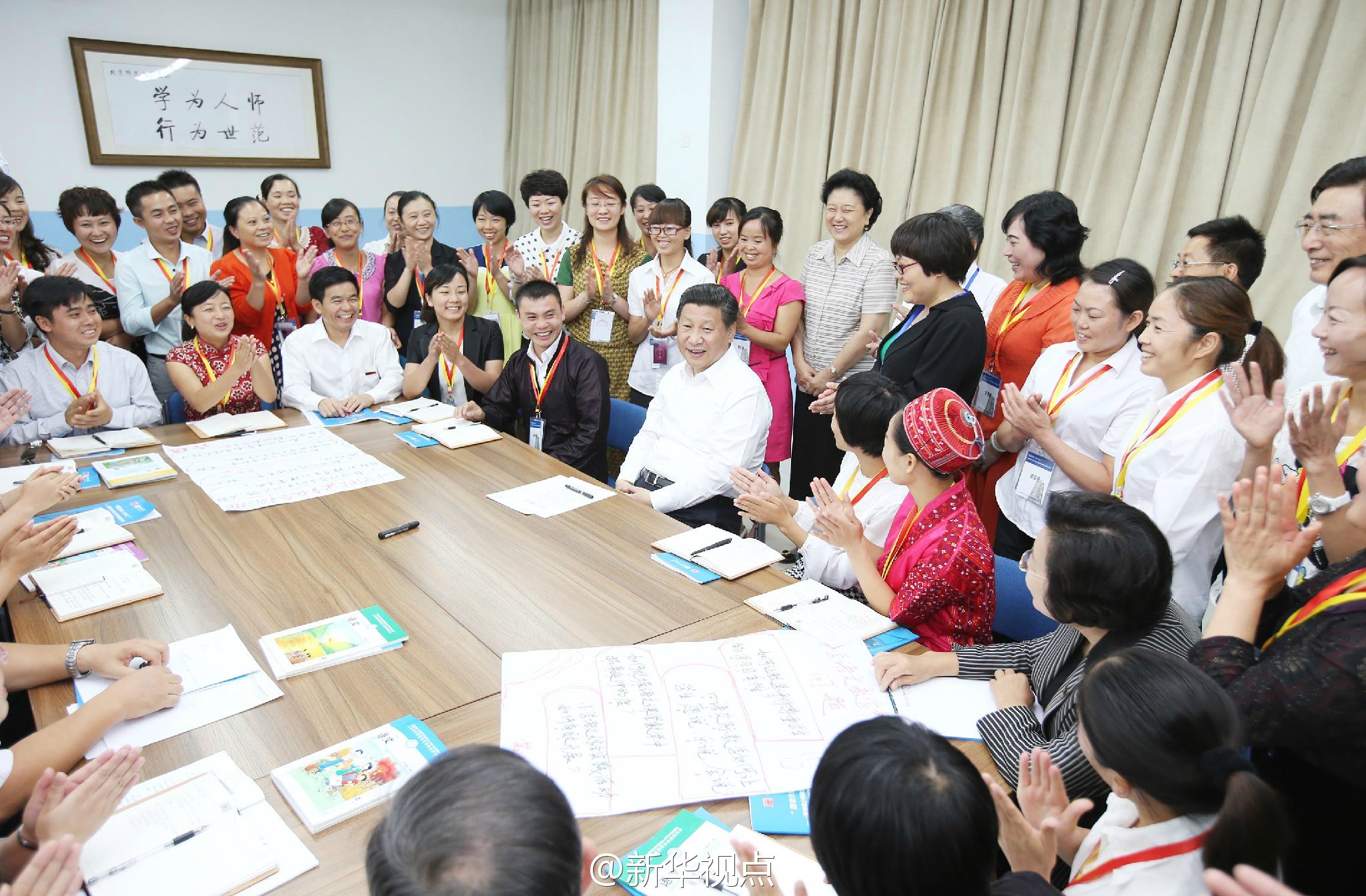 http://www.thaithavorn.com/uploadfile/2015/0910/20150910021800492.jpg