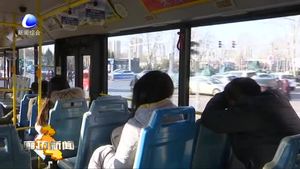 公交司機楊海波用愛和責(zé)任運送每一名乘客