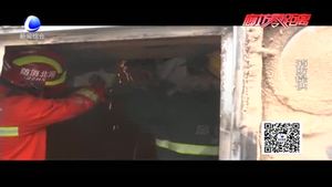 工人操作不當手卡機器風輪 消防成功救援