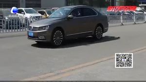 減速帶應(yīng)該怎么過(guò)？錯(cuò)誤行駛傷車(chē)更危險(xiǎn)