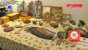 “瞧，阿綠”風(fēng)箏藝術(shù)展 傳統(tǒng)與當(dāng)代的碰撞